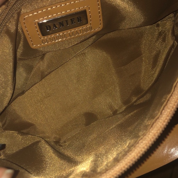 Danier Shoulder Bag - Picture 5 of 5